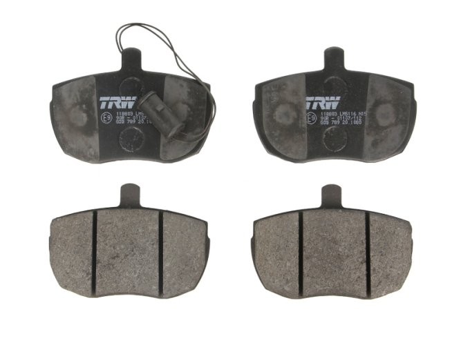 Set plăcuțe frână TRW, față, pentru: IVECO DAILY II; ALFA ROMEO AR 8; FORD TRANSIT; LAND ROVER DISCOVERY I, RANGE ROVER I; LDV SHERPA; ROVER 2000-3500 2.0-4.0 06.76-10.98