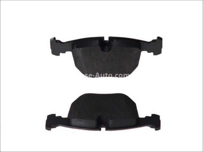 Set plăcuțe frână BREMBO ,față, pentru: BMW 5 (E39), 7 (E38), X3 (E83), X5 (E53) 2.0D-4.9 03.94-08.11