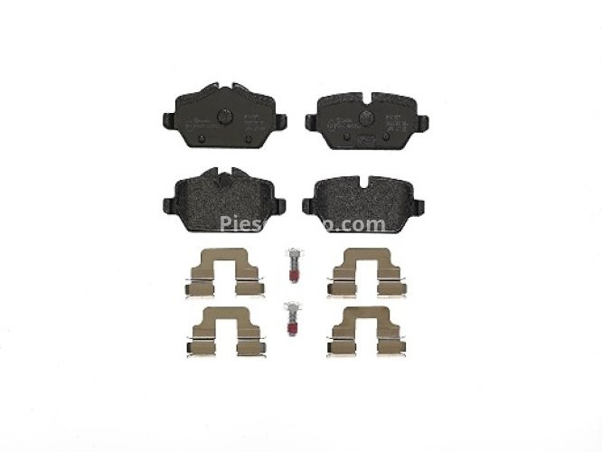 Set plăcuțe frână BREMBO, spate , pentru: BMW 1 (E81), 1 (E82), 1 (E87), 3 (E90), 3 (E92) 1.6/2.0/2.0D 06.04-10.13
