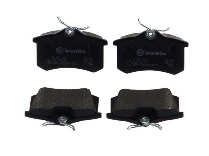 Set plăcuțe frână BREMBO, spate , pentru: DS DS 3, DS 4; AUDI A1, A1 CITY CARVER, A2, A3, A4 B5, A4 B6, A4 B7, A6 C5, A8 D2, ALLROAD C5, TT; CITROEN BERLINGO, BERLINGO/MINIVAN 1.0-Electric 05.86-