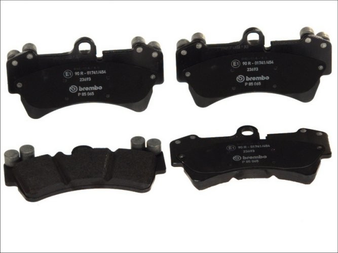 Set plăcuțe frână BREMBO ,față, (cu greutati de echilibrare), pentru: AUDI Q7; PORSCHE CAYENNE; VW TOUAREG 2.5D-6.0D 09.02-08.15