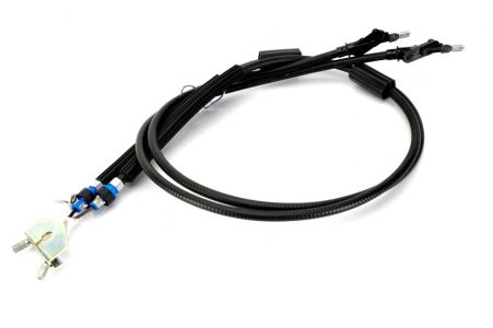 Cablu frână de mână ADRIAUTO, mijloc/spate, dreapta / stânga (1490mm /1388mm /1440mm /1340mm) pentru: DODGE CARAVAN; FORD FOCUS II 1.6-3.3 02.00-09.12