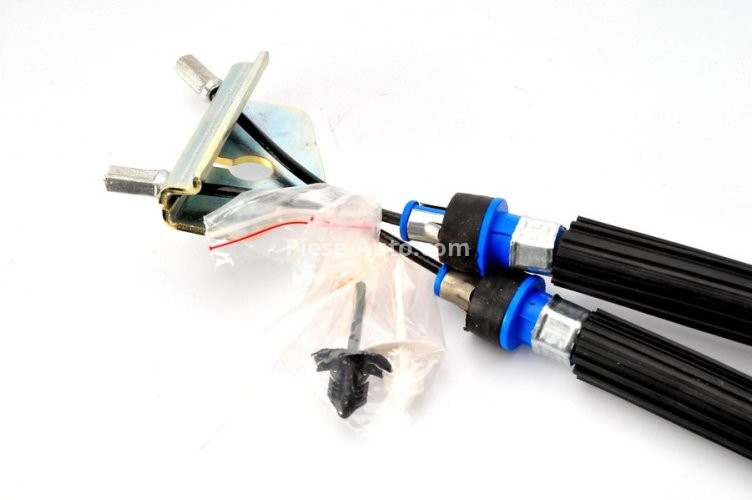 Cablu frână de mână ADRIAUTO, mijloc/spate, dreapta / stânga (1490mm /1388mm /1440mm /1340mm) pentru: DODGE CARAVAN; FORD FOCUS II 1.6-3.3 02.00-09.12